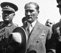 Atatürk’ün Çocukluk Dönemi ve Öğrenim Hayatı